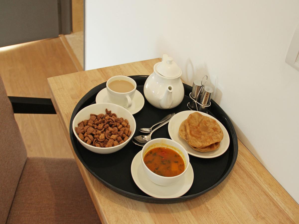 Oyo 1194 Hotel Gulmohr Pune Ngoại thất bức ảnh