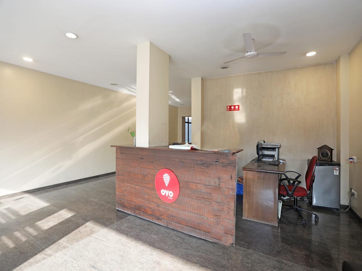 Oyo 1194 Hotel Gulmohr Pune Ngoại thất bức ảnh