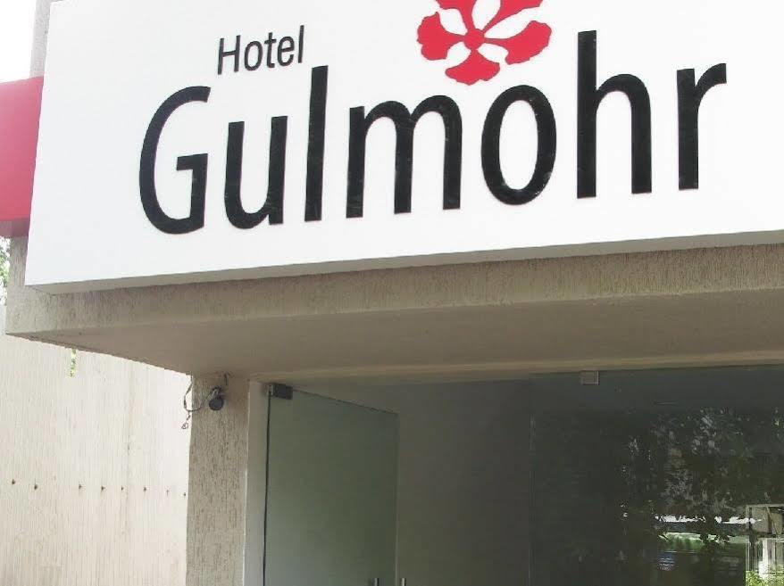 Oyo 1194 Hotel Gulmohr Pune Ngoại thất bức ảnh